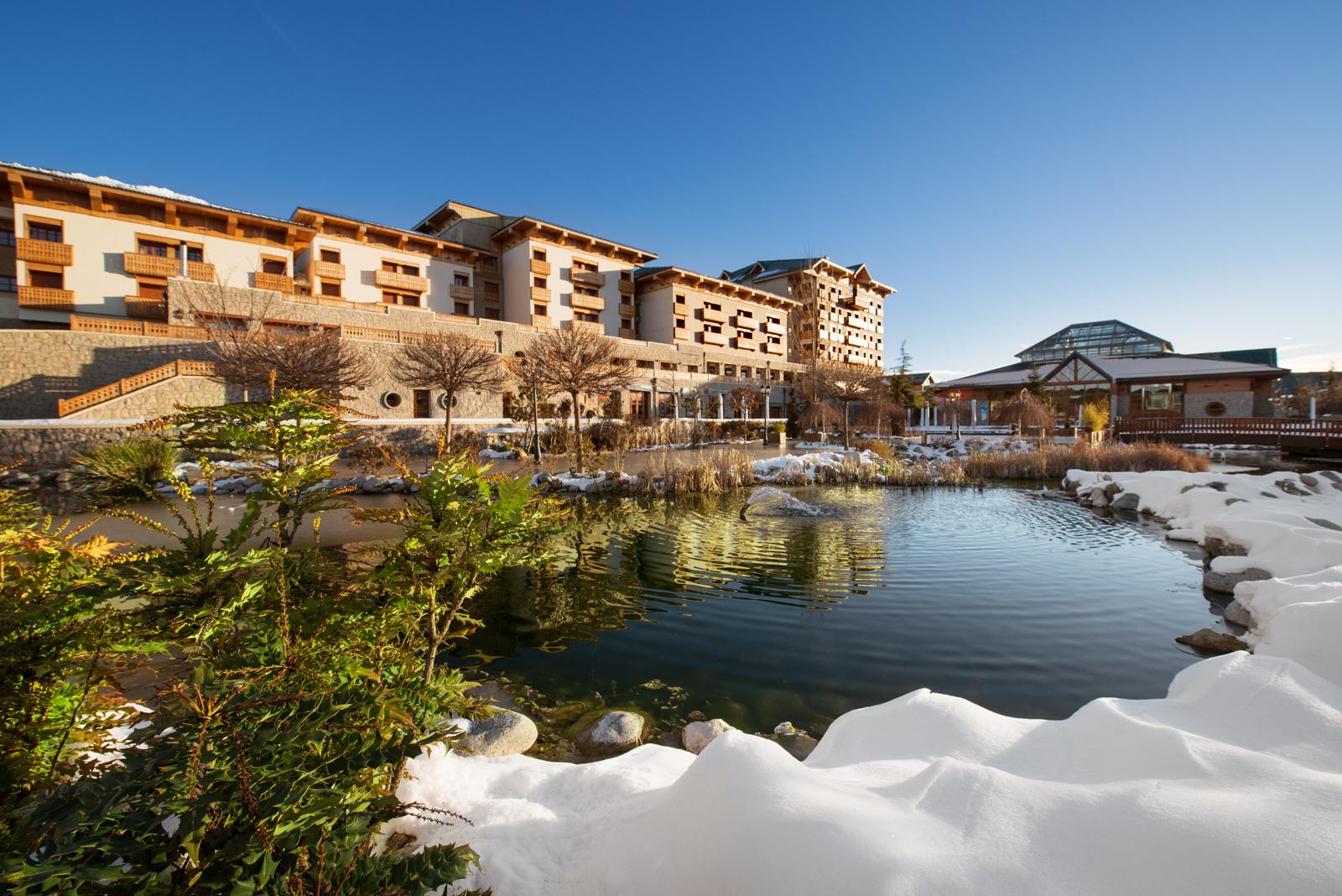 Michlifen Resort & Golf Ifrane  Esterno foto The Hotel and Spa in April 2014
