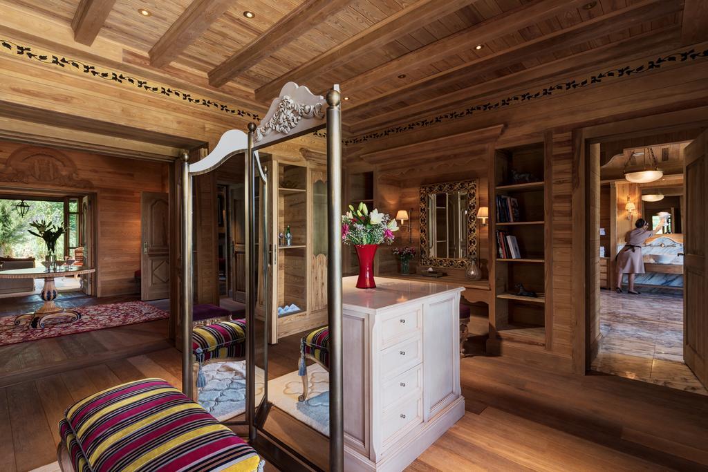 Michlifen Resort & Golf Ifrane  Esterno foto A suite at the Hotel de Crillon